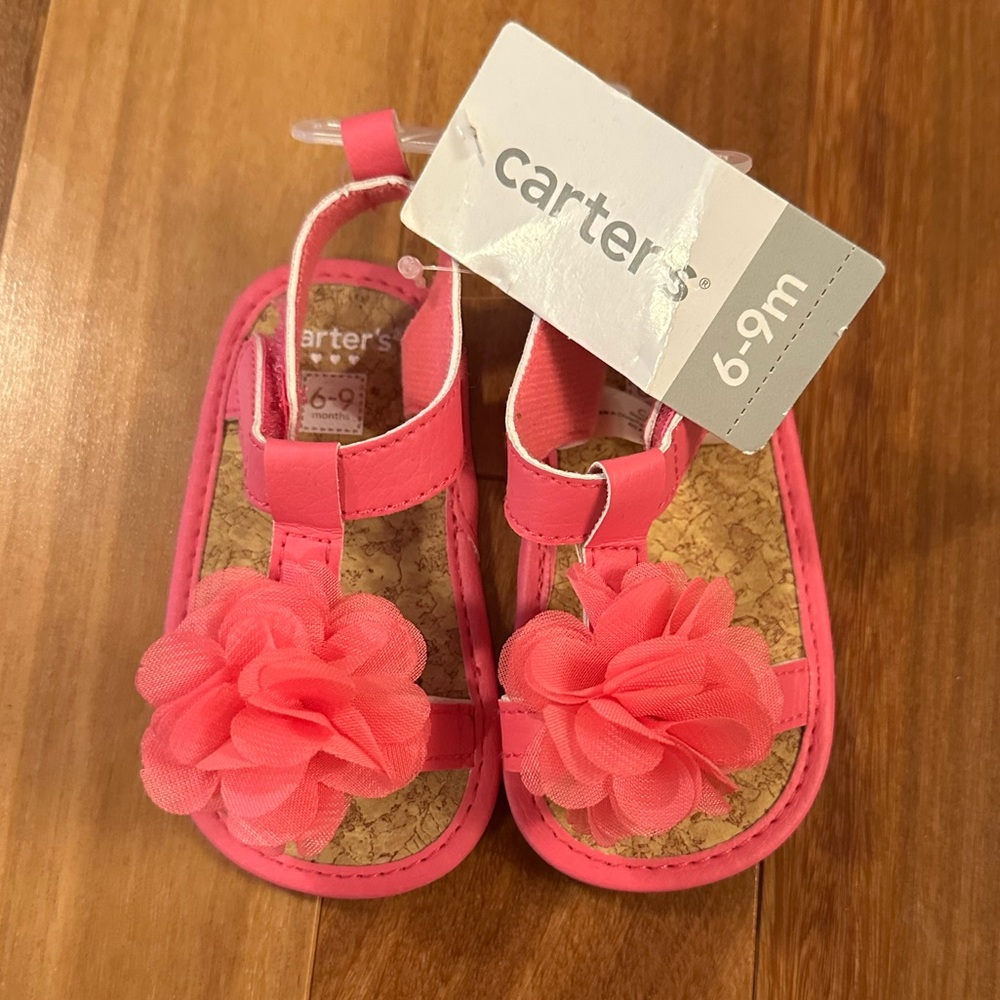 Carters 6-9 Month Pink Flowered Baby Sandals With Velcro Straps - NWT 🌸🌺